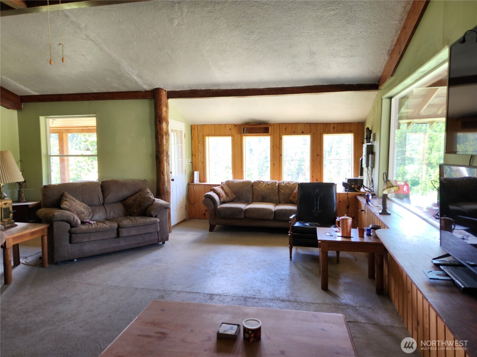 363 Sheridan Road Republic, WA 99166 - Photo 4 of 40 Gallery Image 4