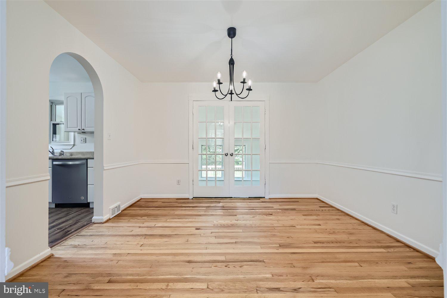 18 Fuller Avenue Baltimore, MD 21206 - Photo 7 of 29