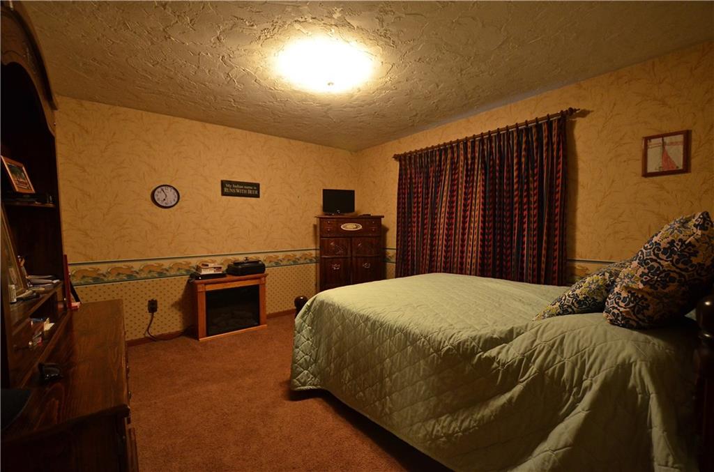 124 North Pendleton Avenue Pendleton, IN 46064 - Photo 12 of 13 Gallery Image 12