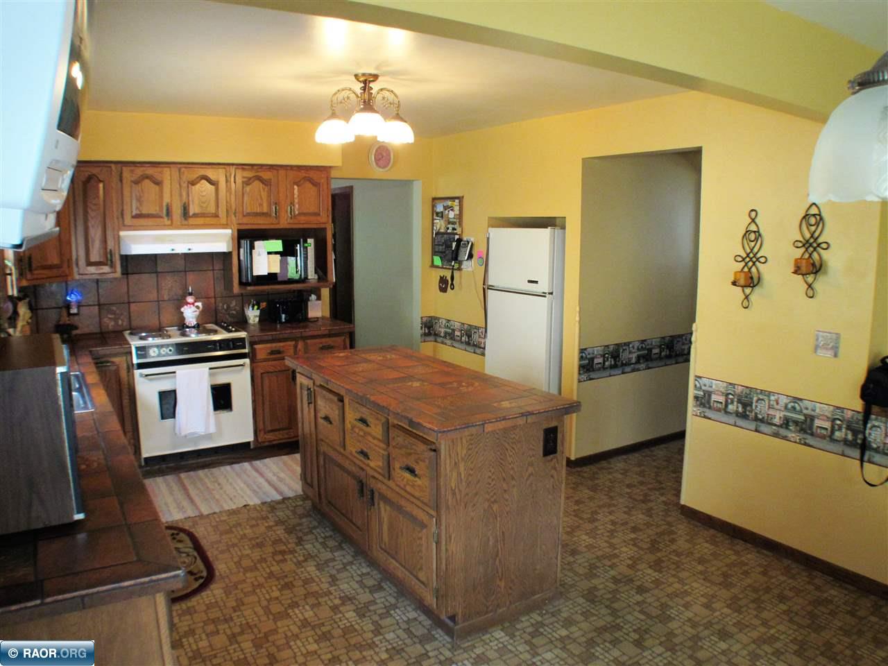 222 South 7th Street Virginia, MN 55792 - Photo 10 of 25