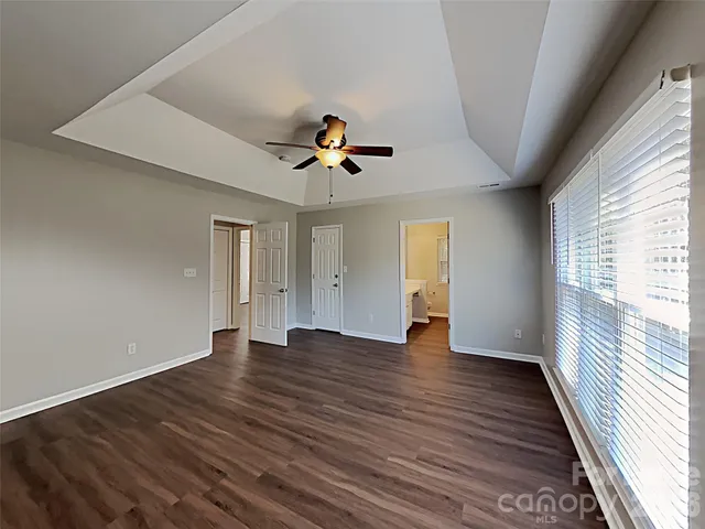 $2,095 | 1040 Chaucery Lane, Matthews, NC 28104