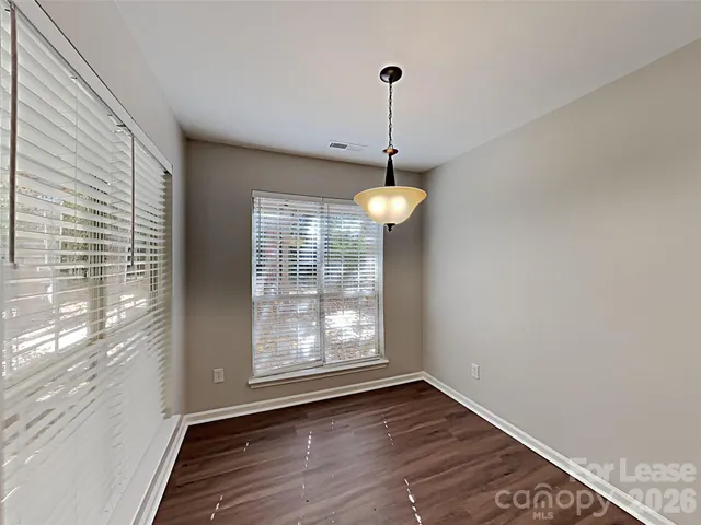 $2,095 | 1040 Chaucery Lane, Matthews, NC 28104