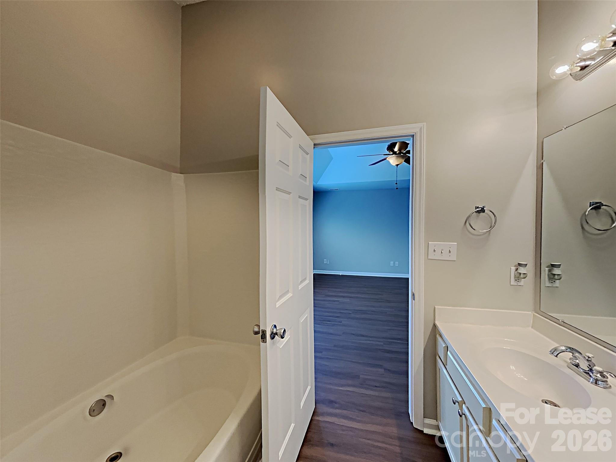 1040 Chaucery Lane Matthews, NC 28104 - Photo 23 of 28