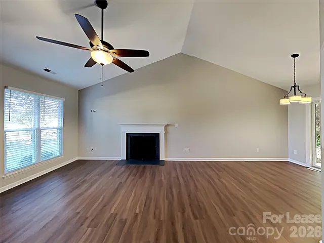 $2,095 | 1040 Chaucery Lane, Matthews, NC 28104