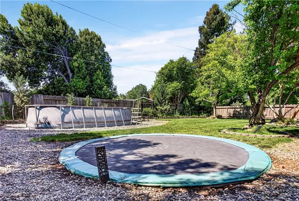 $469,500 | 6 Mayfair Drive, Chico, CA 95973