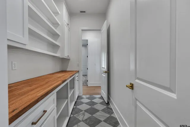 a view of a walk in closet