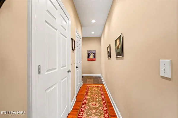 $999,000 | 340 Deer Meadow Circle, La Follette, TN 37766