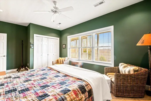 $999,000 | 340 Deer Meadow Circle, La Follette, TN 37766