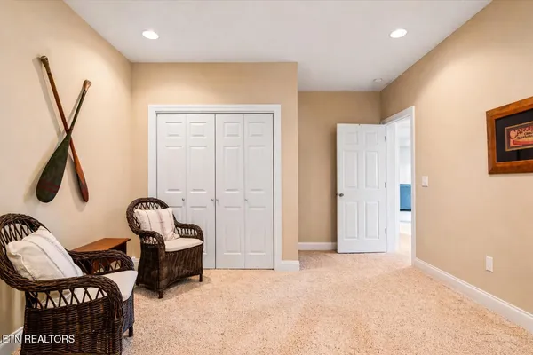 $999,000 | 340 Deer Meadow Circle, La Follette, TN 37766