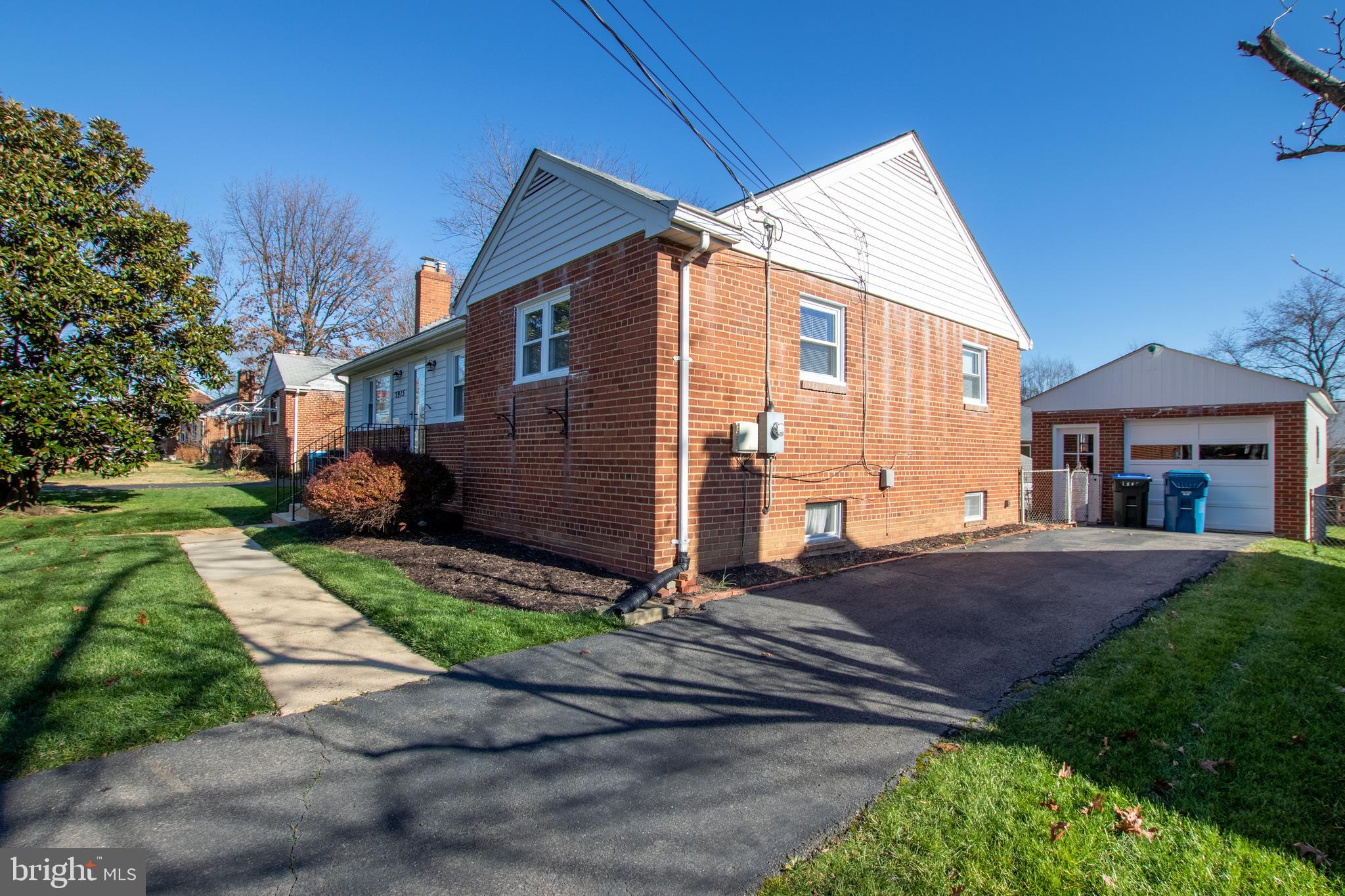5915 Erving Street Springfield, VA 22150 - Photo 35 of 37