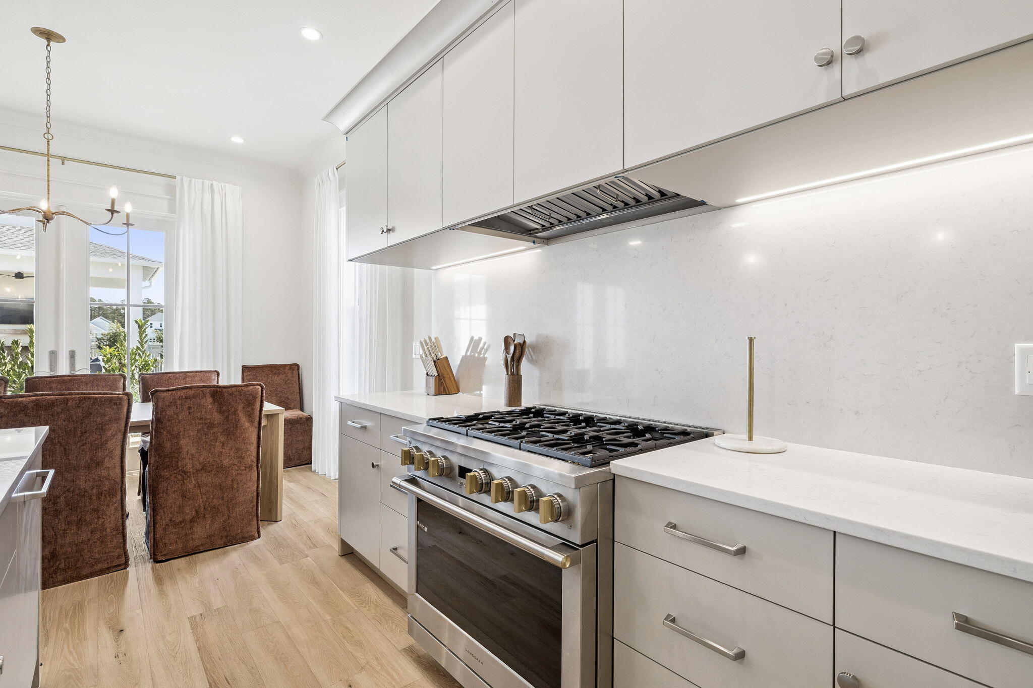 41 West Pollard Cove Inlet Beach Inlet Beach, FL 32461 - Photo 25 of 54 a kitchen with granite countertop a stove and a sink