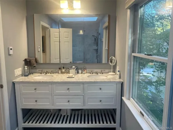 $8,800 | 179 Clarence Road, Scarsdale, NY 10583