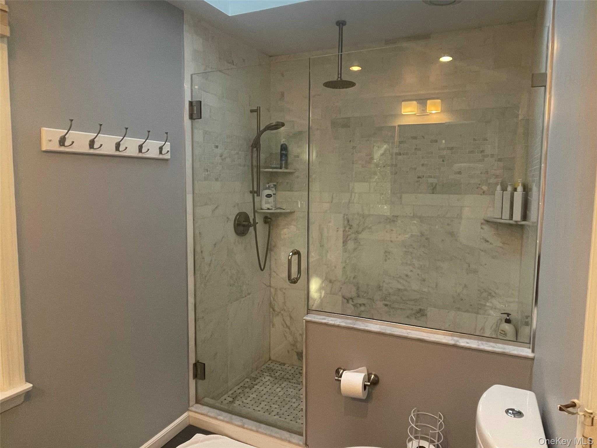 179 Clarence Road Scarsdale, NY 10583 - Photo 18 of 20