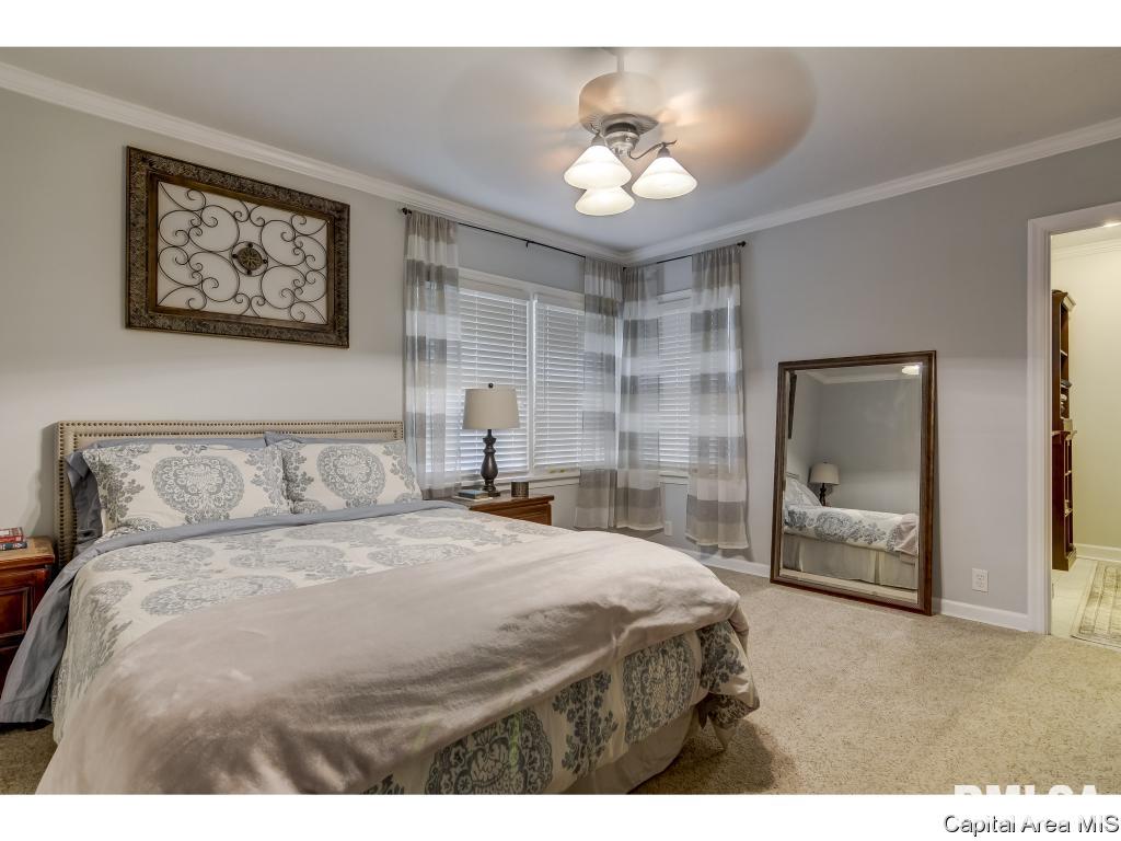 2016 Lindsay Road Springfield, IL 62704 - Photo 18 of 29
