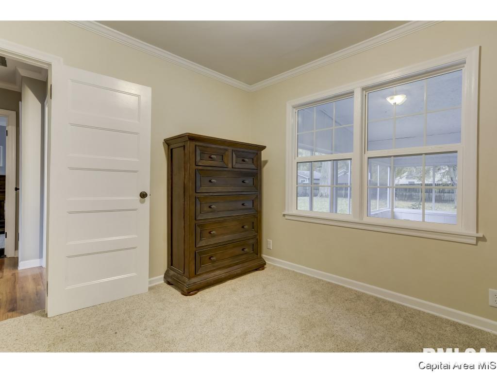 2016 Lindsay Road Springfield, IL 62704 - Photo 25 of 29