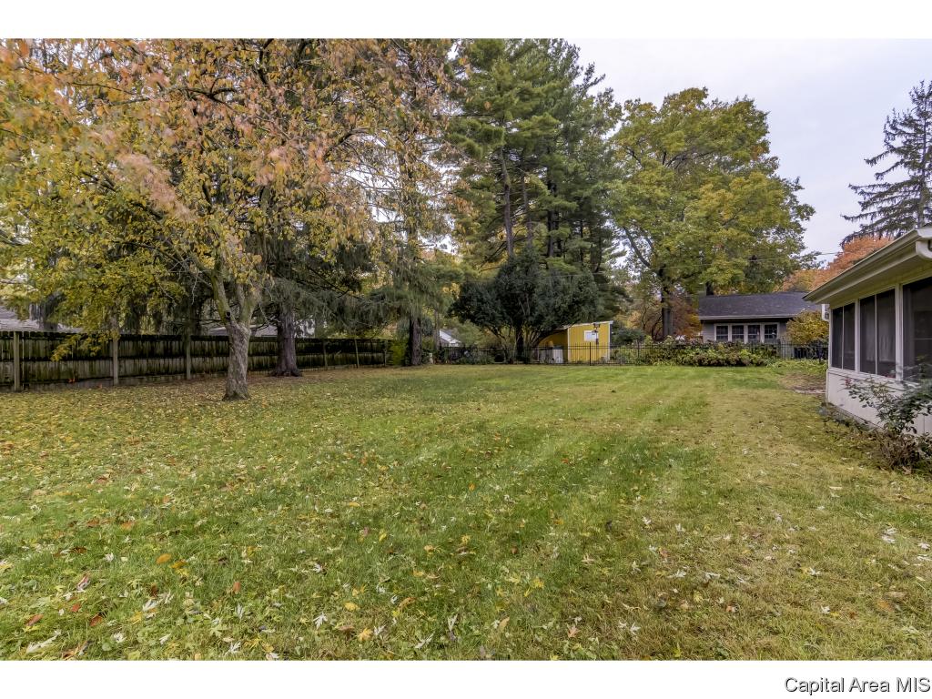 2016 Lindsay Road Springfield, IL 62704 - Photo 29 of 29