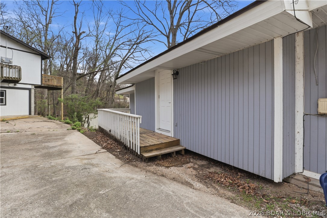 279 Spring Road Lake Ozark, MO 65049 - Photo 32 of 36