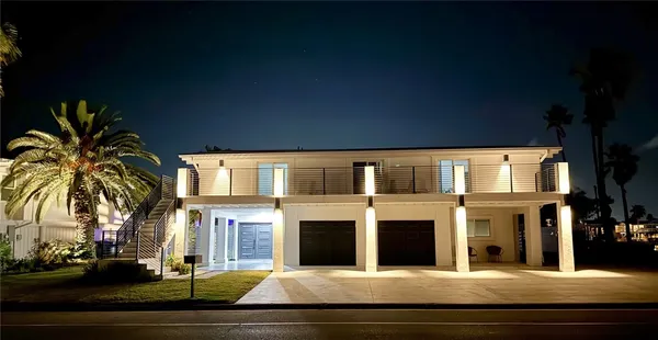 $1,950,000 | 1879 Bay Shore Drive, Rockport, TX 78382