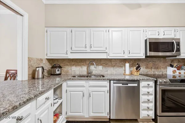 $259,000 | 4923 Rivoli Drive, Unit E, Macon, GA 31210