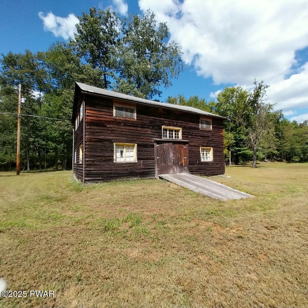 134 Markle Road Hawley, PA 18428 - Photo 44 of 86 10b (Large)