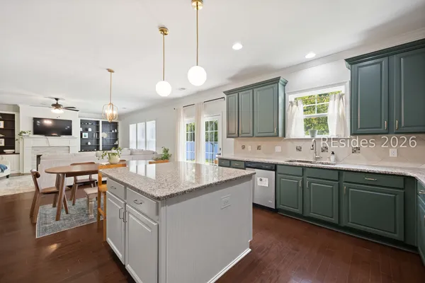 $575,000 | 82 Sago Palm Drive, Bluffton, SC 29910