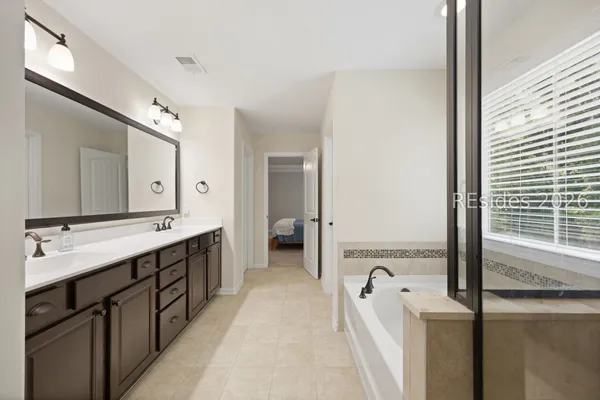 $575,000 | 82 Sago Palm Drive, Bluffton, SC 29910