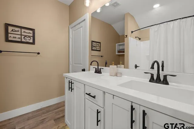 $2,500 | 17127 Meadowview Lane, Lindale, TX 75771