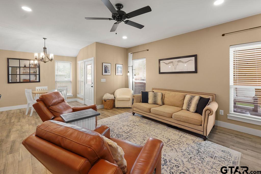 17127 Meadowview Lane Lindale, TX 75771 - Photo 5 of 33