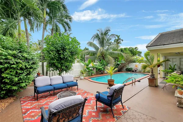 $4,000 | 4534 Southwest 147th Court, Miami, FL 33185