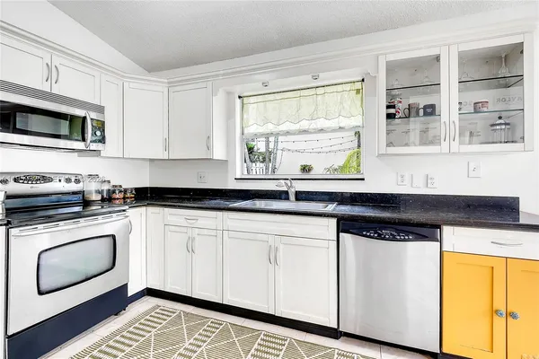 $4,000 | 4534 Southwest 147th Court, Miami, FL 33185