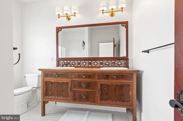 $1,985,500 | 740 Hampton Court, Harrisburg, PA 17112