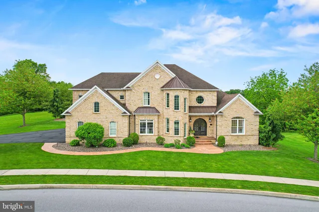 $1,985,500 | 740 Hampton Court, Harrisburg, PA 17112