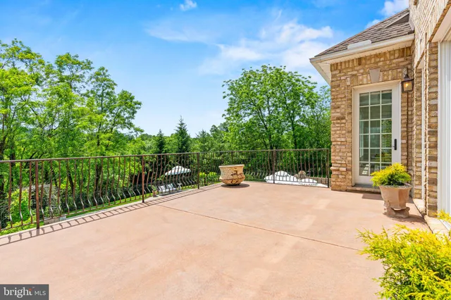 $1,985,500 | 740 Hampton Court, Harrisburg, PA 17112