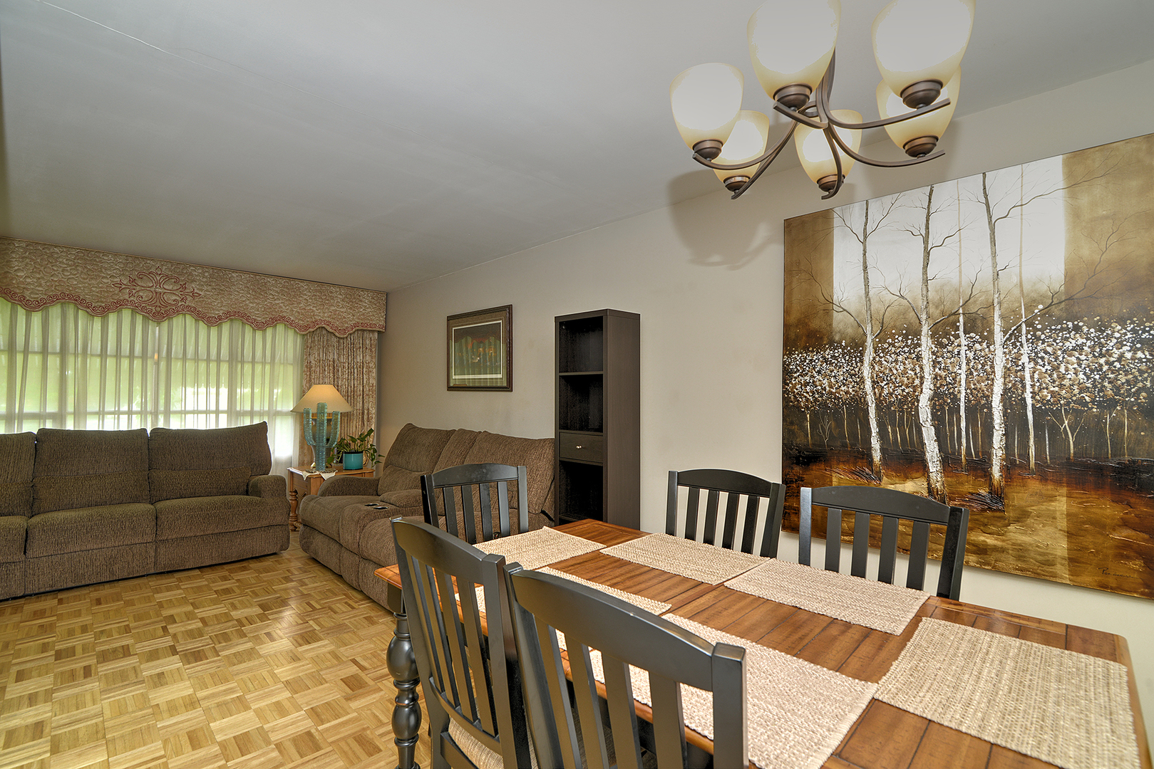 643 North Willow Road Elmhurst, IL 60126 - Photo 7 of 29 Gallery Image 7