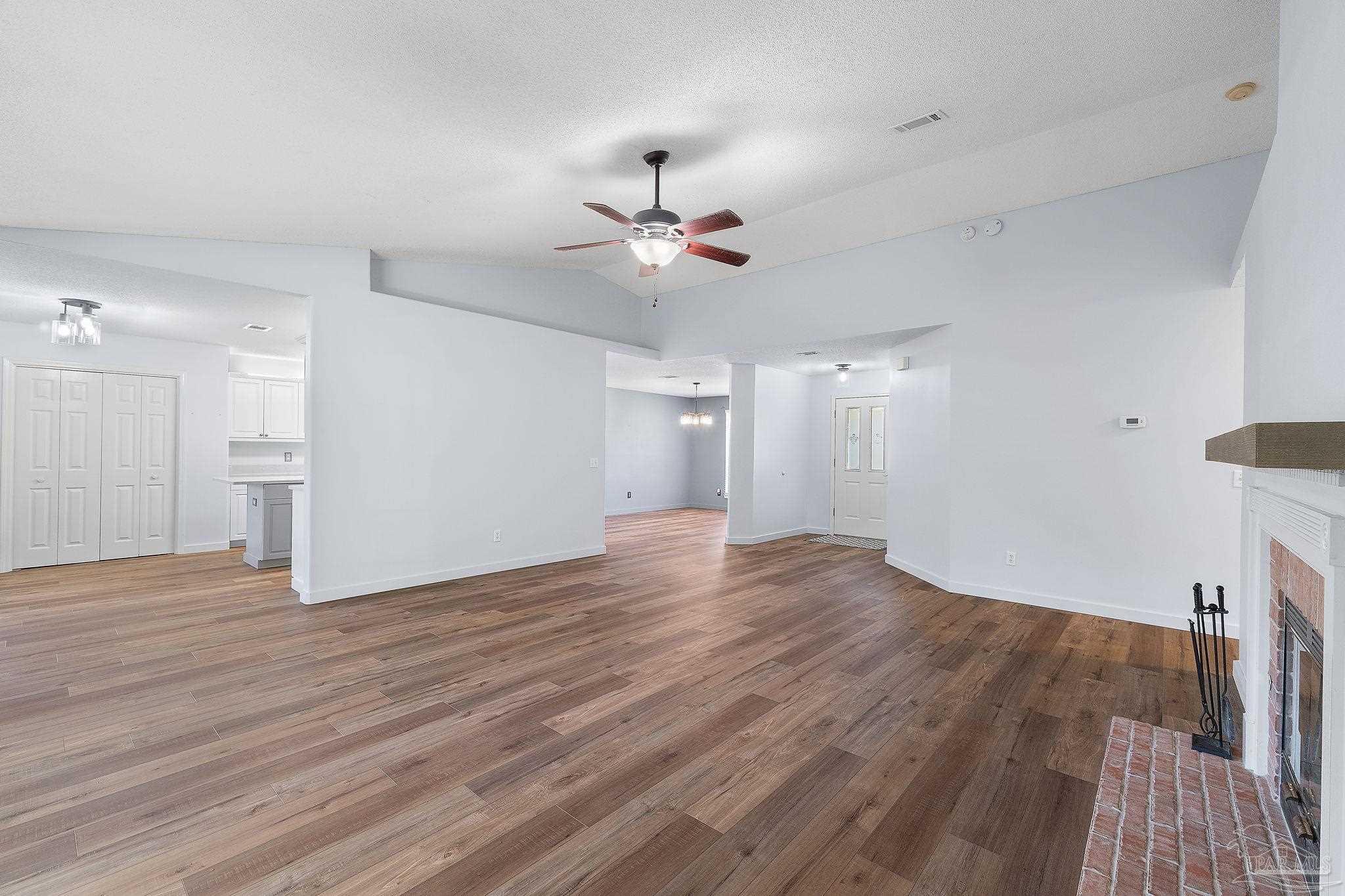 907 Ridge View Drive Pensacola, FL 32514 - Photo 5 of 54 Gallery Image 5