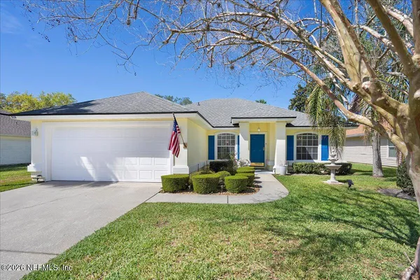 $379,000 | 713 South Lake Cunningham Avenue, St. Johns, FL 32259
