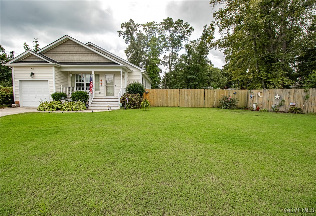 1237 River Shore Place Chester, VA 23836 - Photo 5 of 30 Gallery Image 5