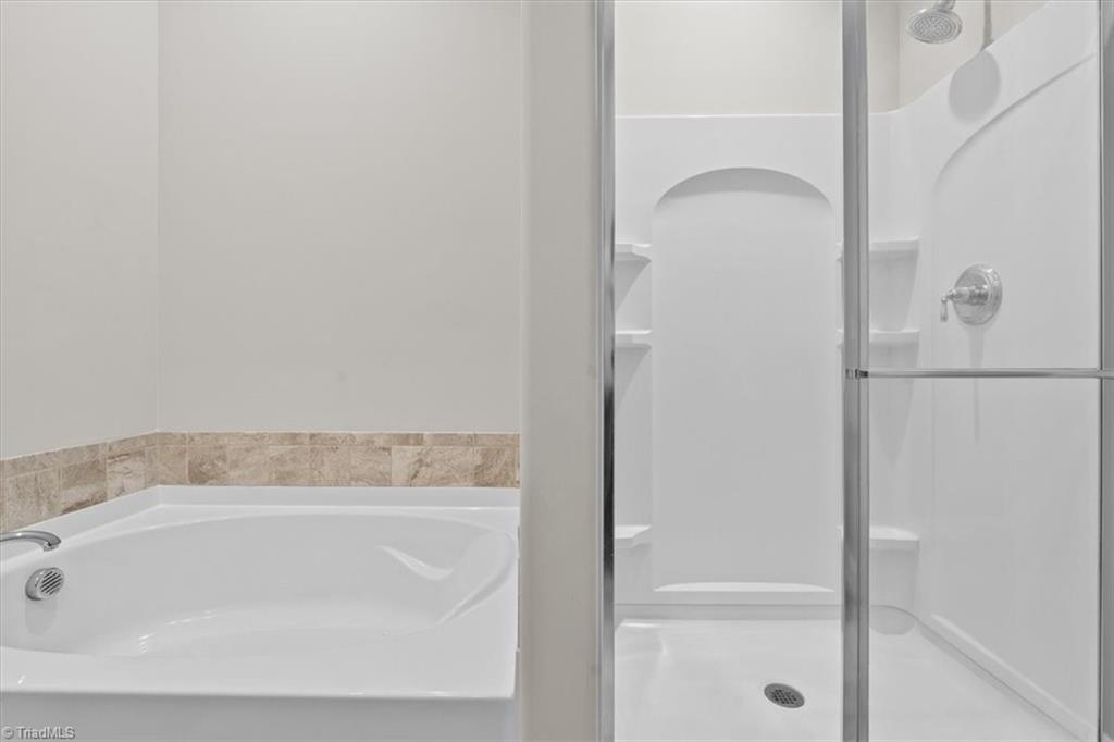 4323 Holstein Drive High Point, NC 27265 - Photo 21 of 24 Primary En Suite