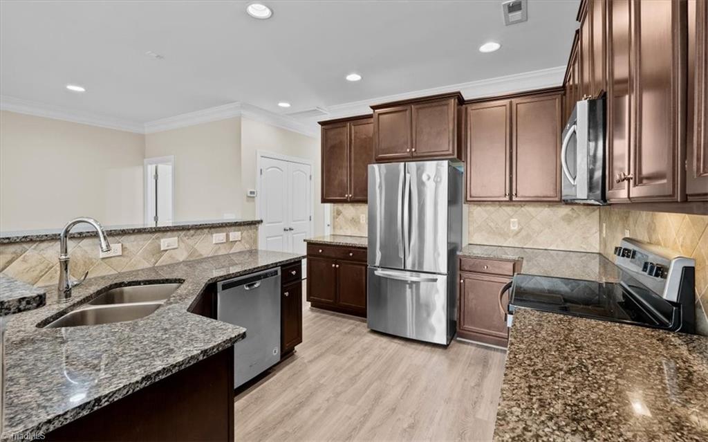 4323 Holstein Drive High Point, NC 27265 - Photo 6 of 24 Kitchen