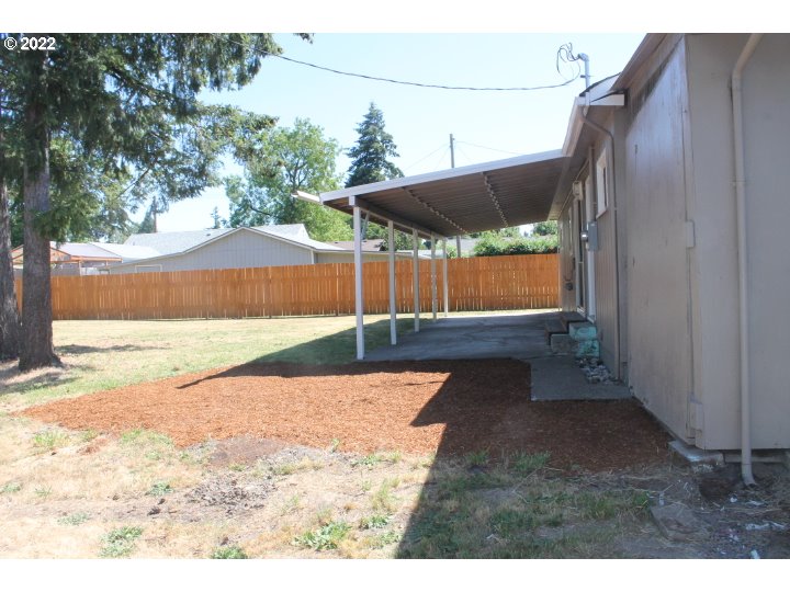 1275 6th Street Springfield, OR 97477 - Photo 21 of 28