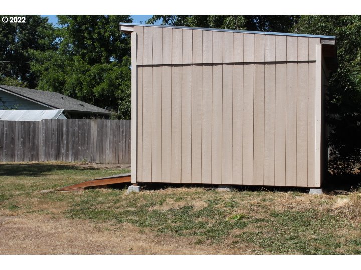 1275 6th Street Springfield, OR 97477 - Photo 24 of 28