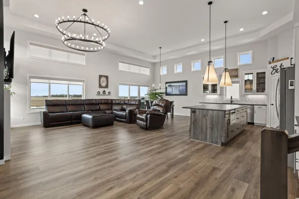 $759,000 | 2240 14th Street West, West Fargo, ND 58078