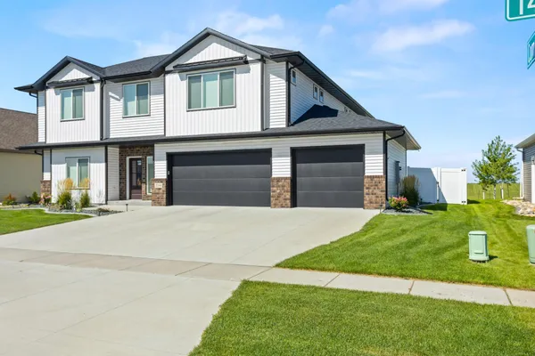 $759,000 | 2240 14th Street West, West Fargo, ND 58078