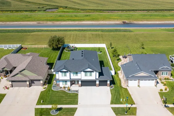 $759,000 | 2240 14th Street West, West Fargo, ND 58078