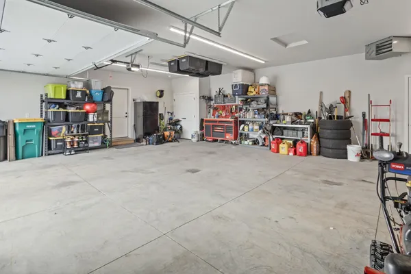$759,000 | 2240 14th Street West, West Fargo, ND 58078