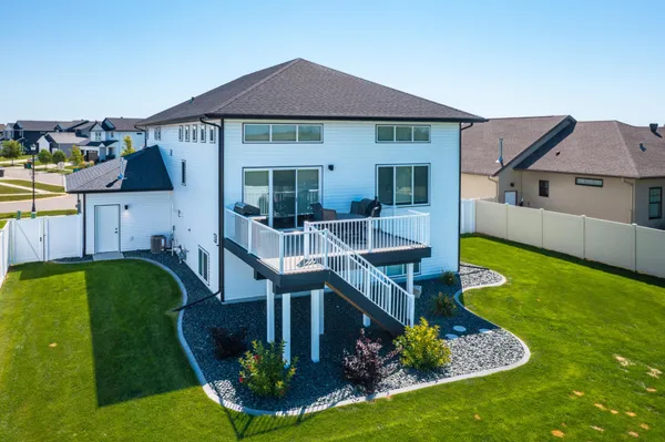 $759,000 | 2240 14th Street West, West Fargo, ND 58078