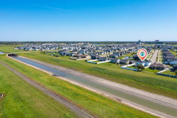 $759,000 | 2240 14th Street West, West Fargo, ND 58078