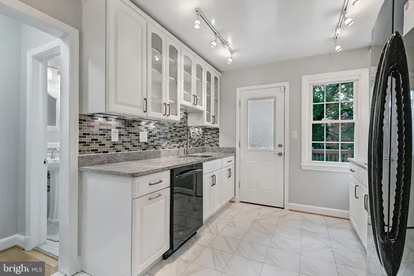 $7,500 | 2108 48th Street Northwest, Washington, DC 20007