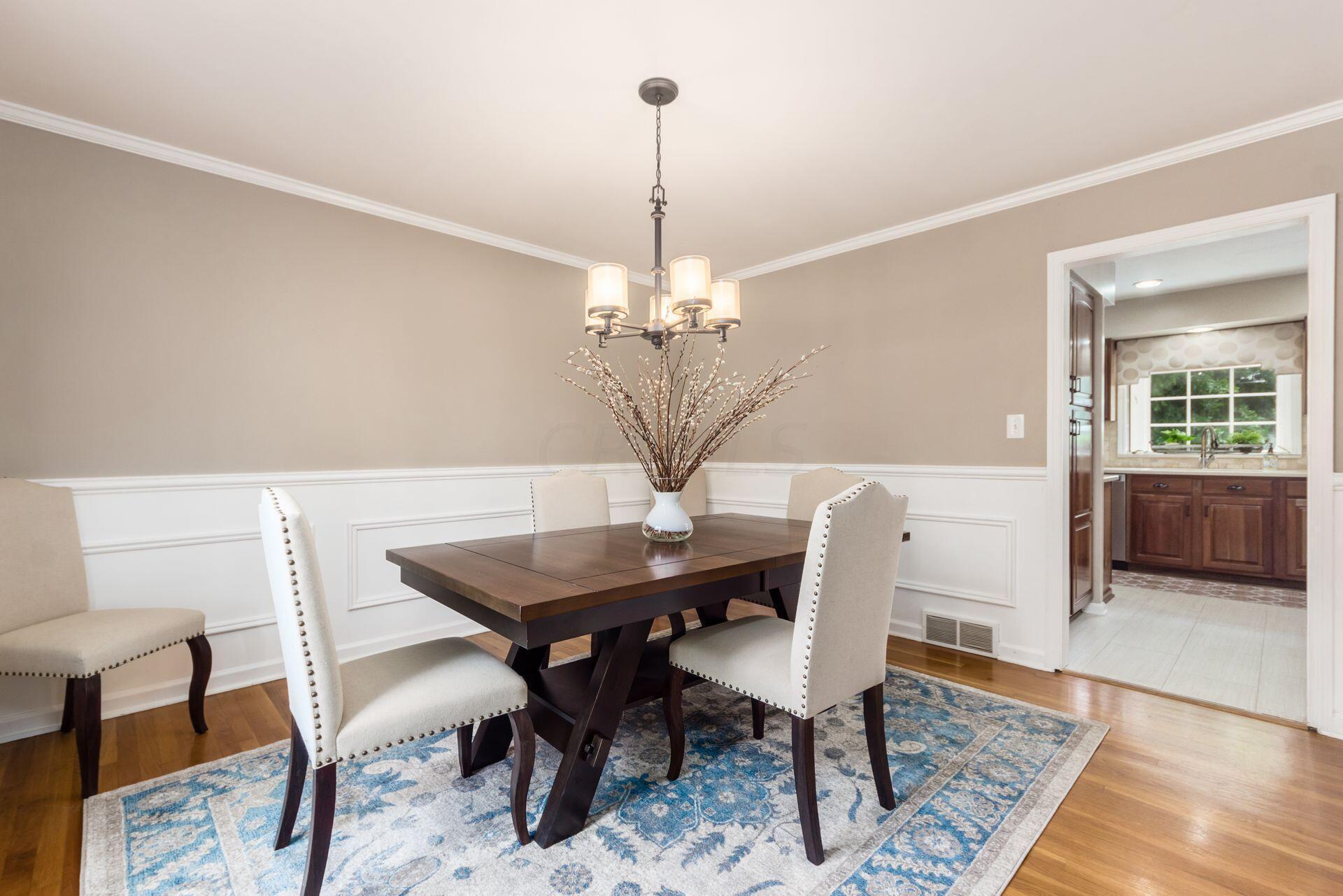4220 Camborne Road Columbus, OH 43220 - Photo 36 of 45 DINING ROOM!
