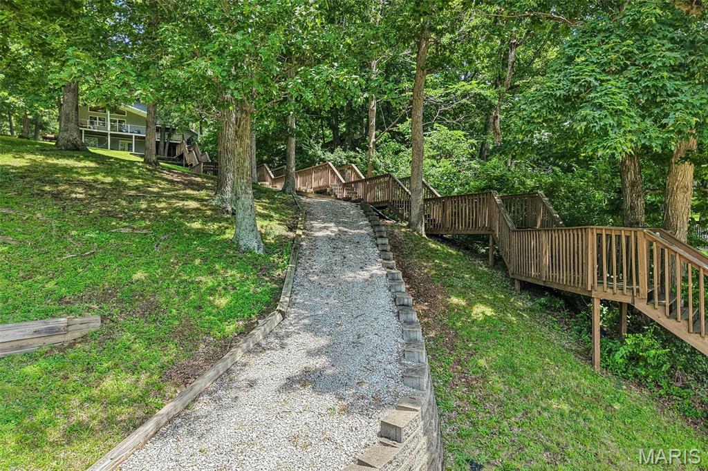 111 Solar Circle Litchfield, IL 62056 - Photo 49 of 55